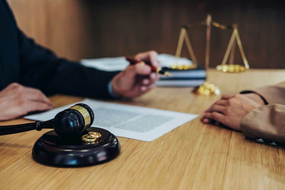What Happens to a 401(k) in a Florida Divorce?